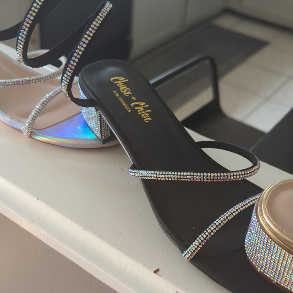 Shoe - Picture 10 of 12